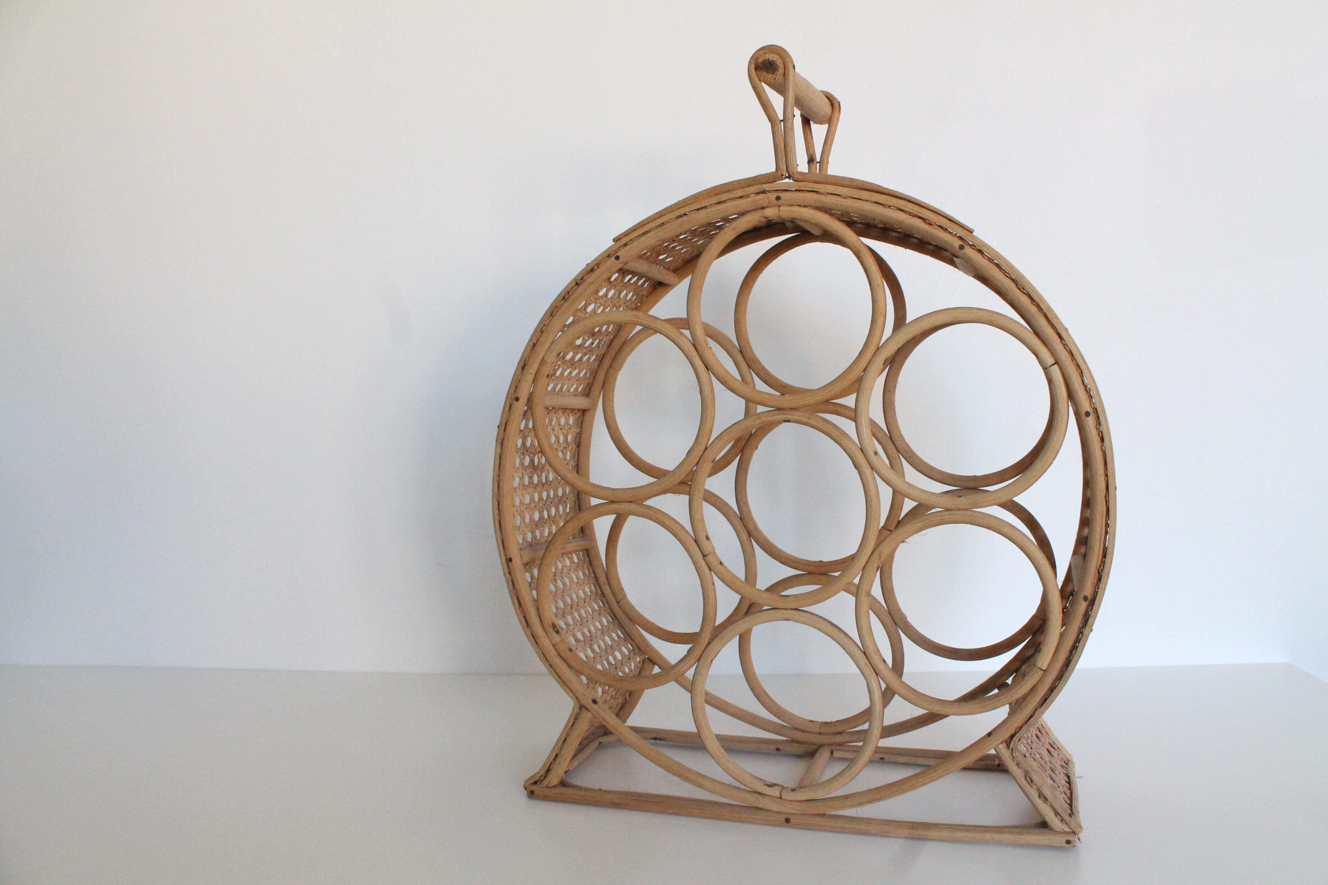 Wicker and rattan bottle holder
