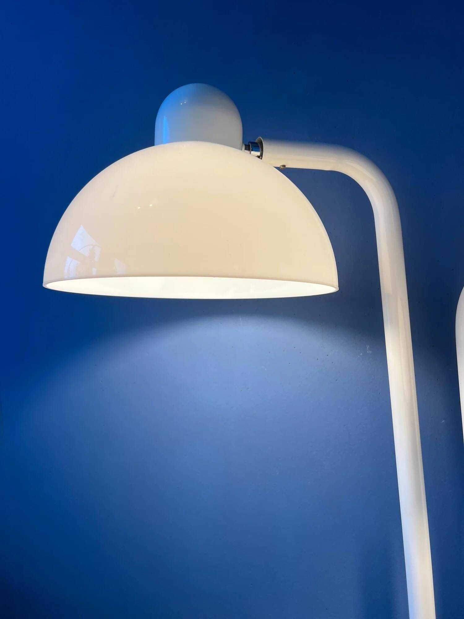 Lampadaire vintage en verre acrylique blanc style spatial