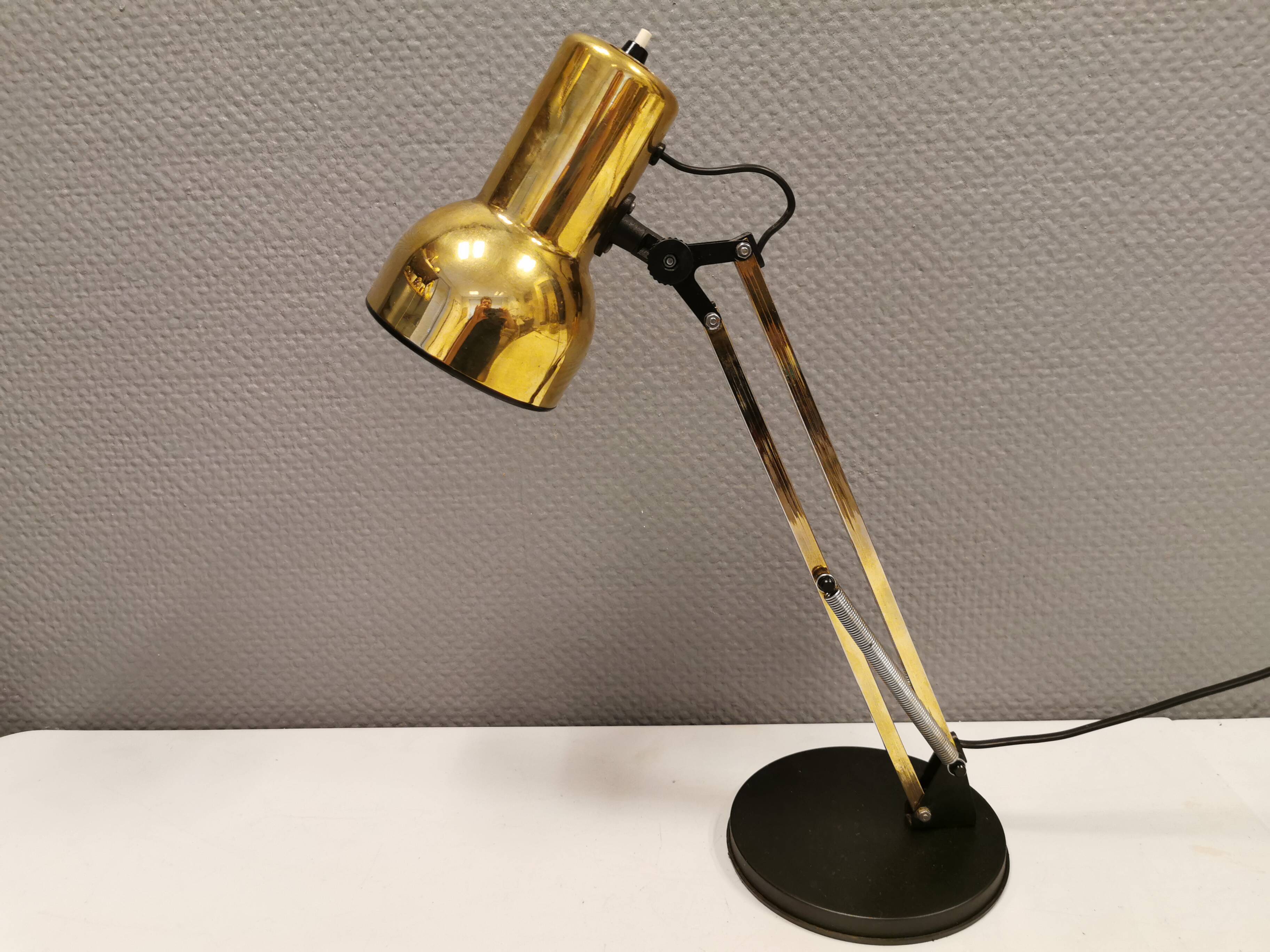 Gold coloured table lamp, Danish from Lyskaer Lighting (LB) 1980s, with black "base"
