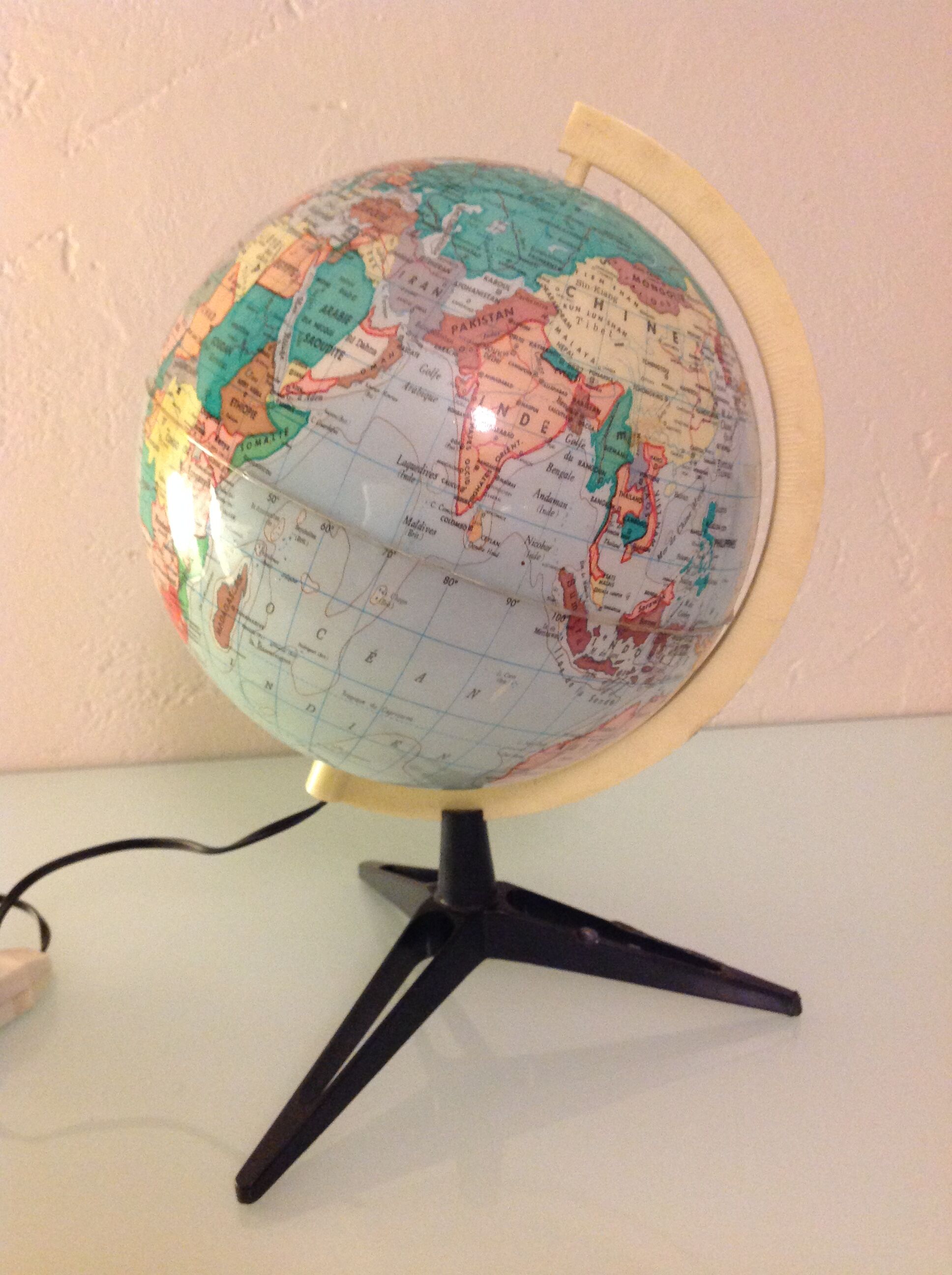 Light globe to tripod foot Rico vintage 60s