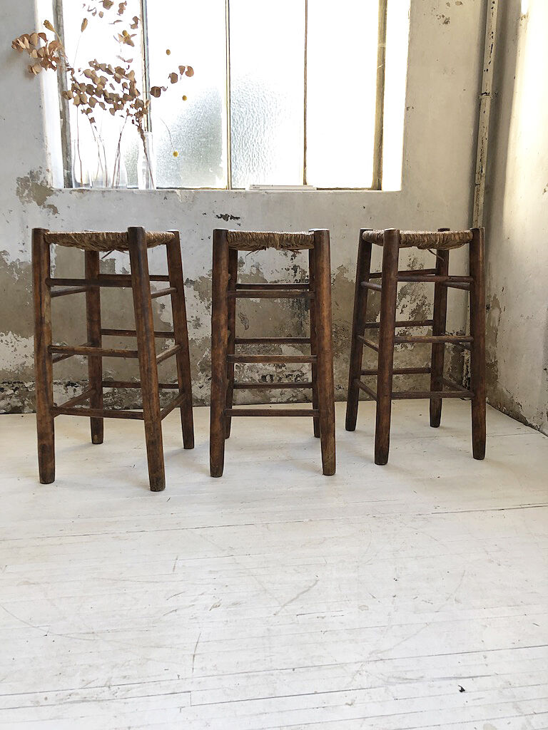 Set of 3 high straw stools