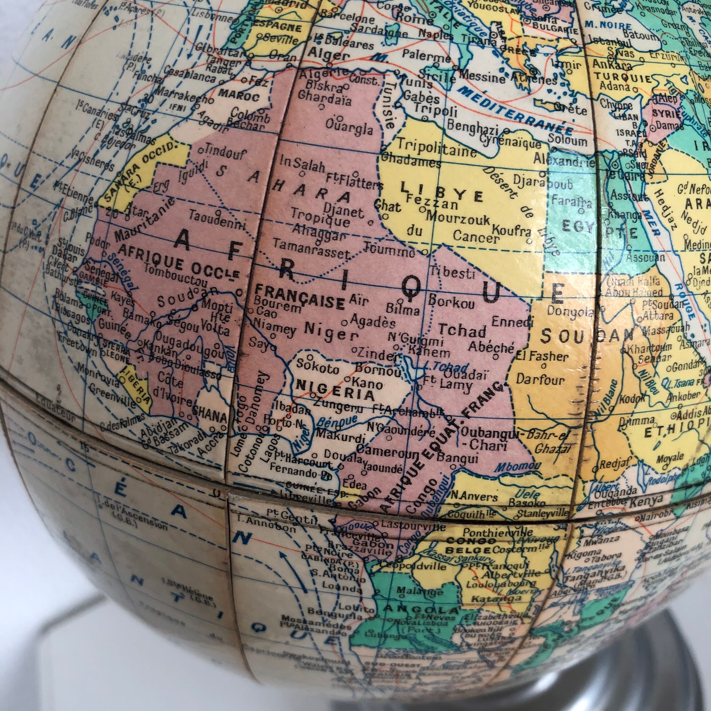 Vintage Globe 1950 Earth Girard Barrère Cream - 28 cm