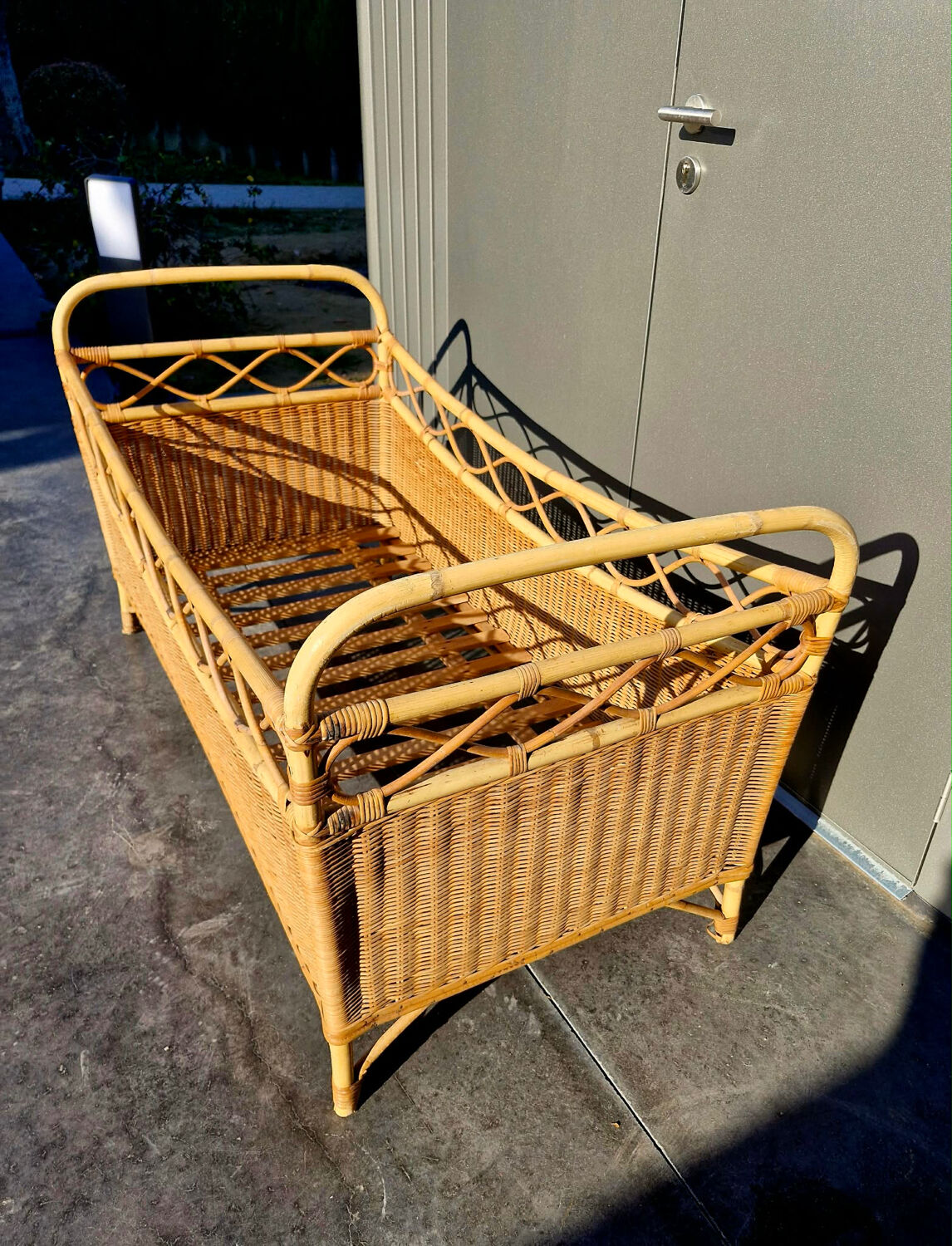 Vintage Rattan Basket – The Bohemian Cocoon for Baby (A