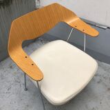 Armchair Robin Day 1980