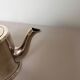 Théière vintage en métal argenté Maison Arthaud 240540