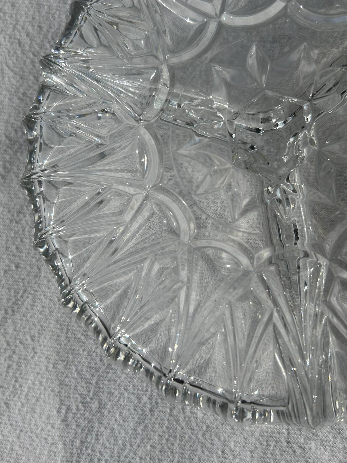 Glass serving dish - Made in France - Mid 20th century