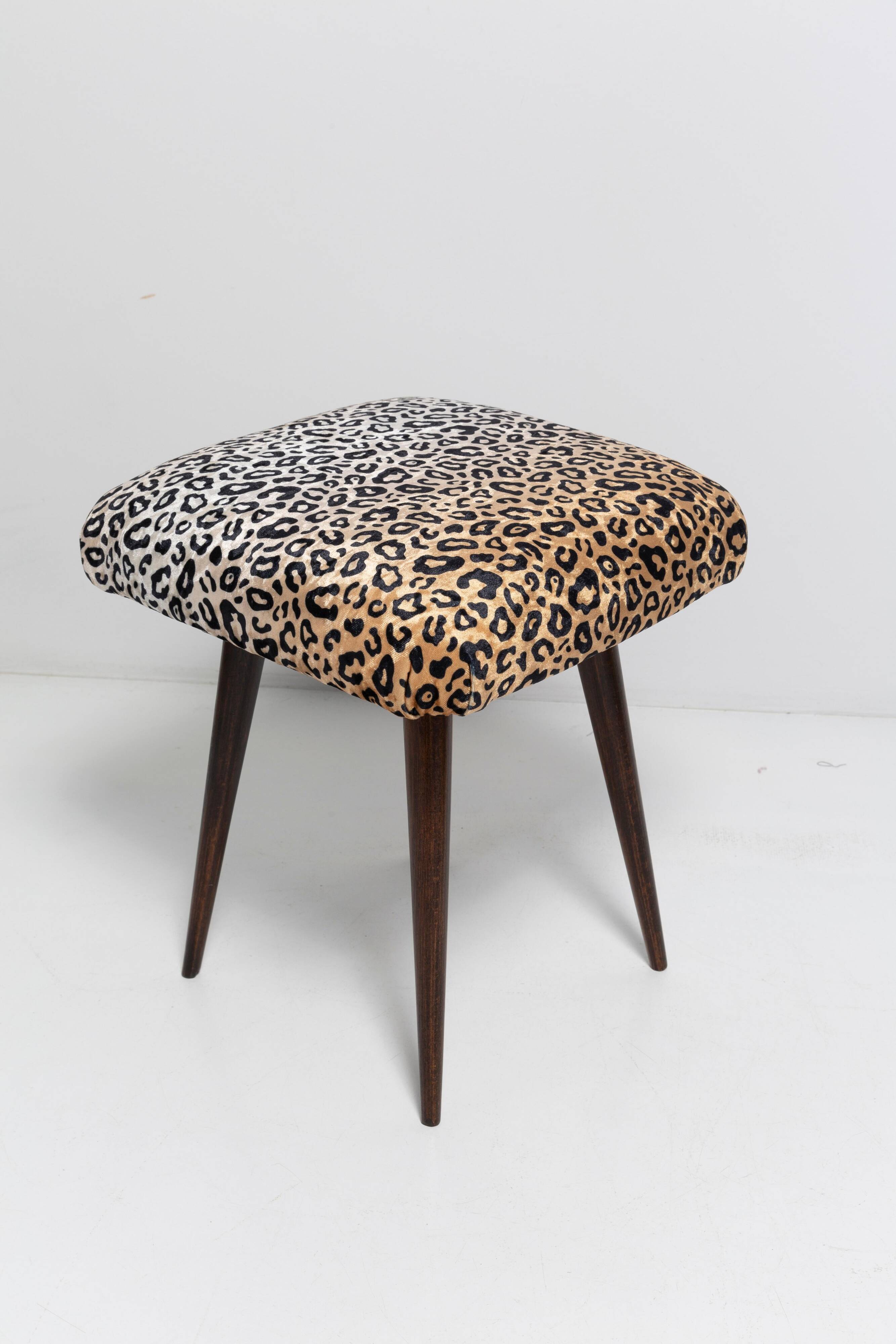 Vintage leopard velvet stool from the 20th century, Europe, 1960s