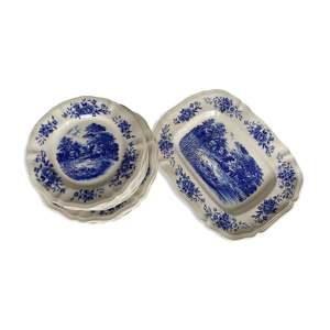Ensemble de 17 assiettes