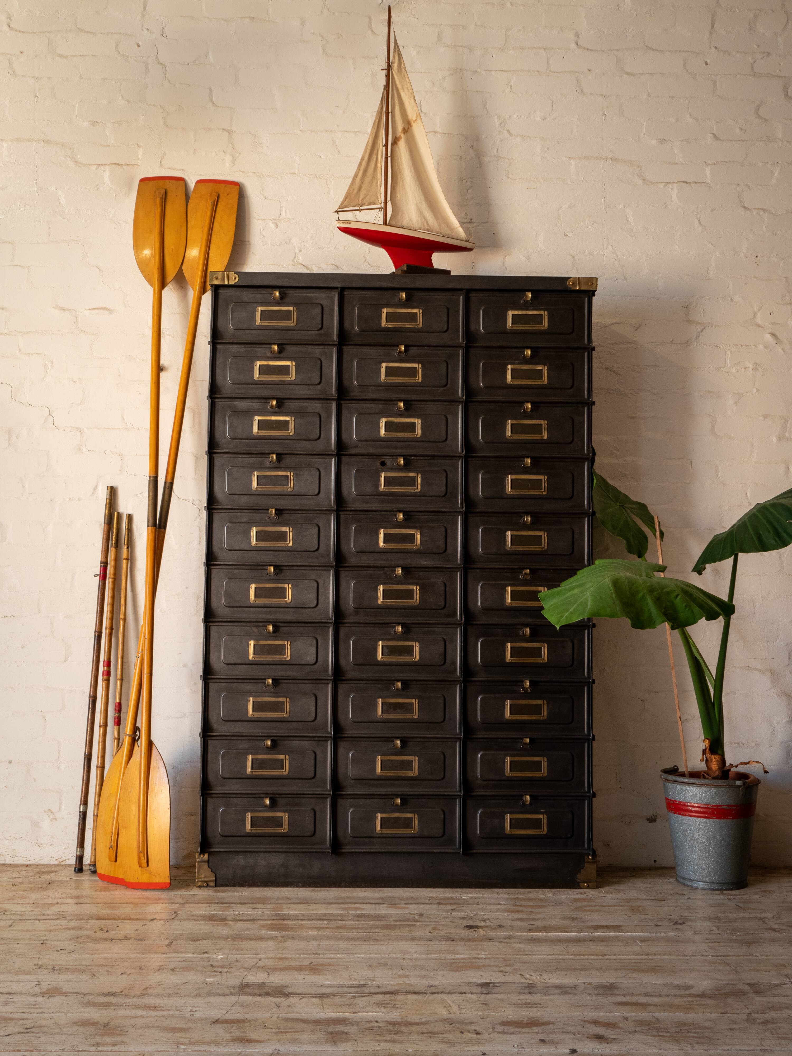 Strafor compartment cabinet, industrial design