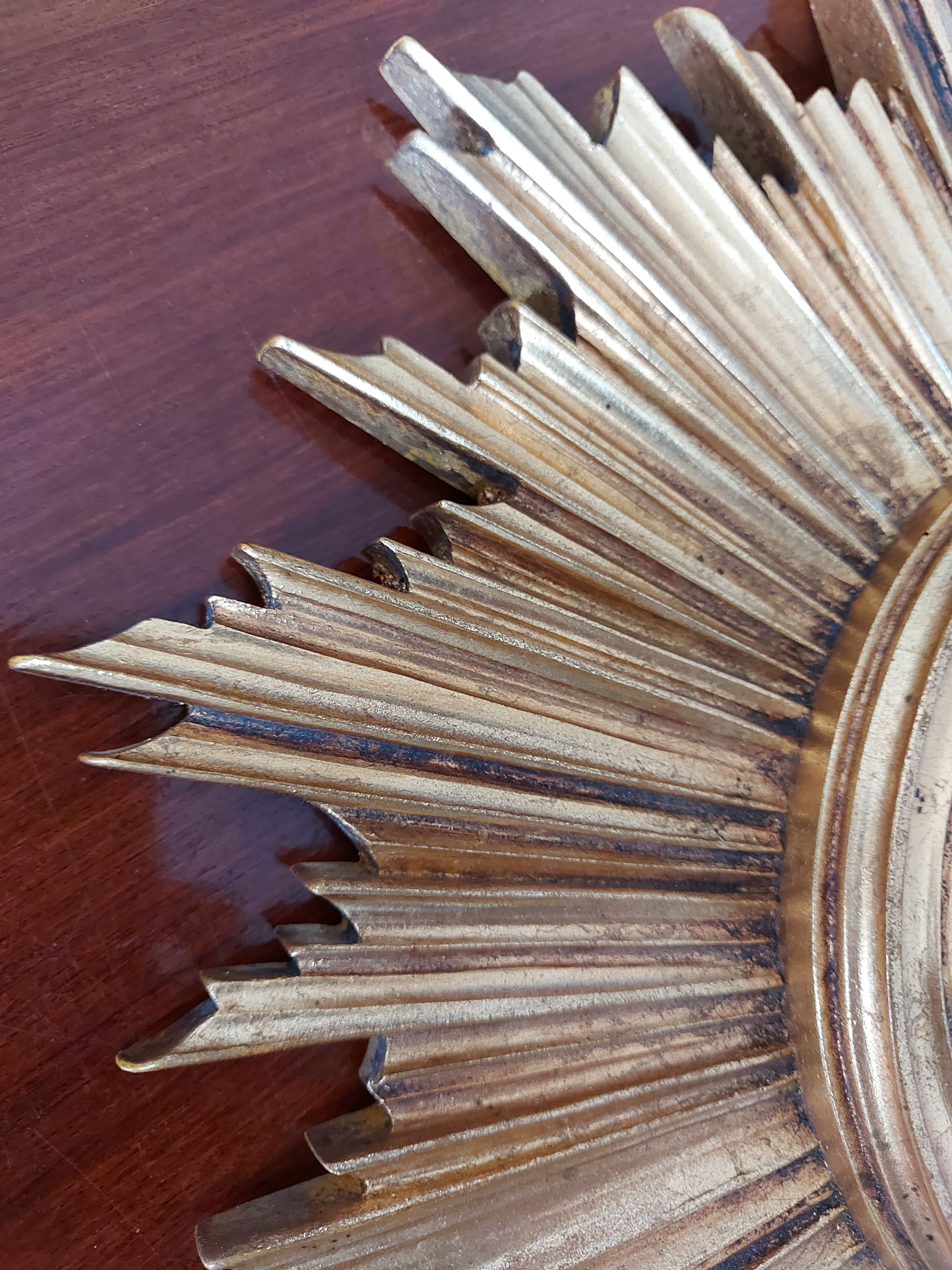 Witch's eye mirror (sun)