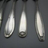 6 mismatched old silver metal forks for a chic table