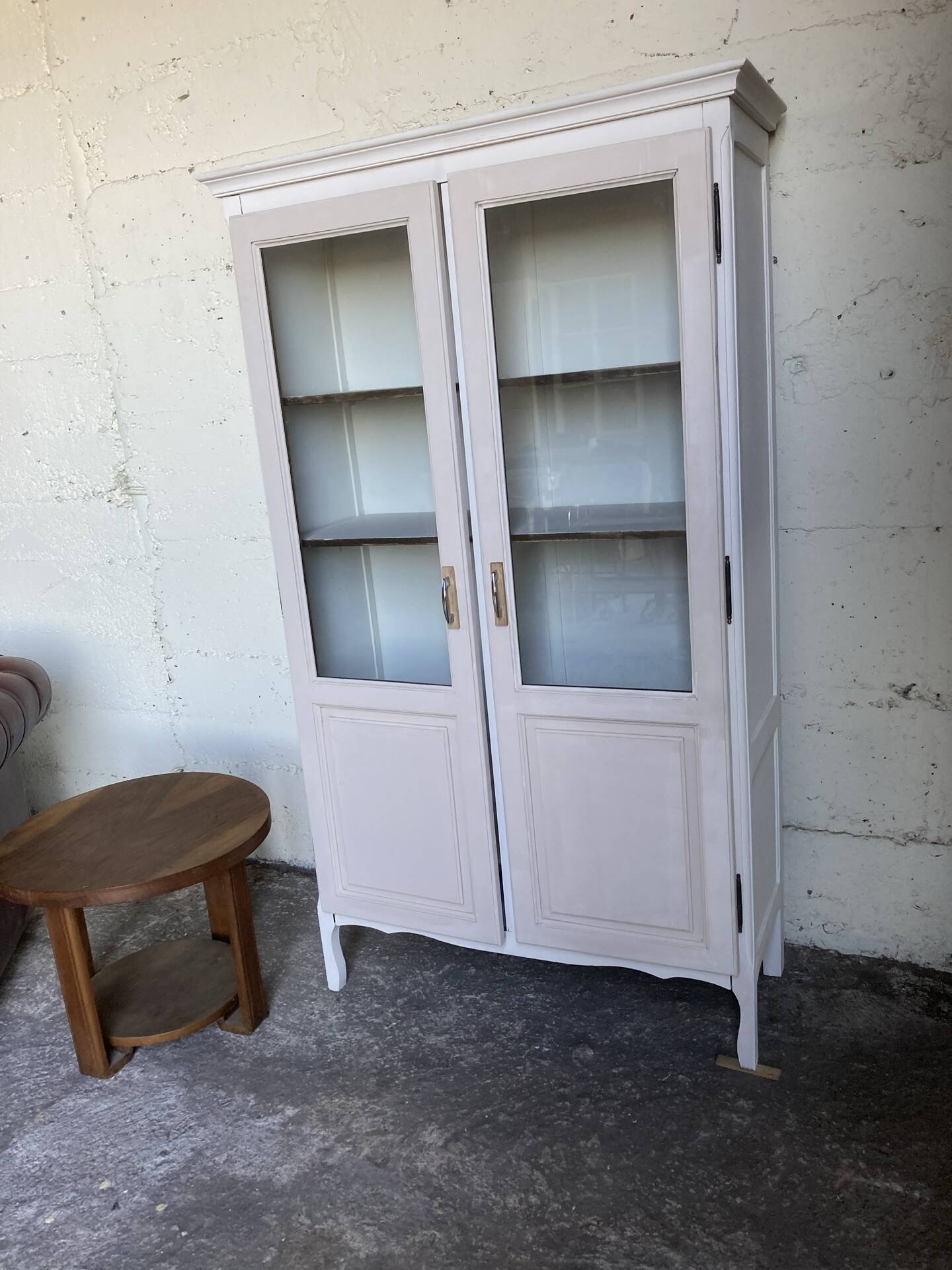 Glass cabinet