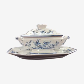 Soup tureen and dish Moustier