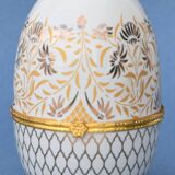 Jewelry box in the shape of a porcelain egg
