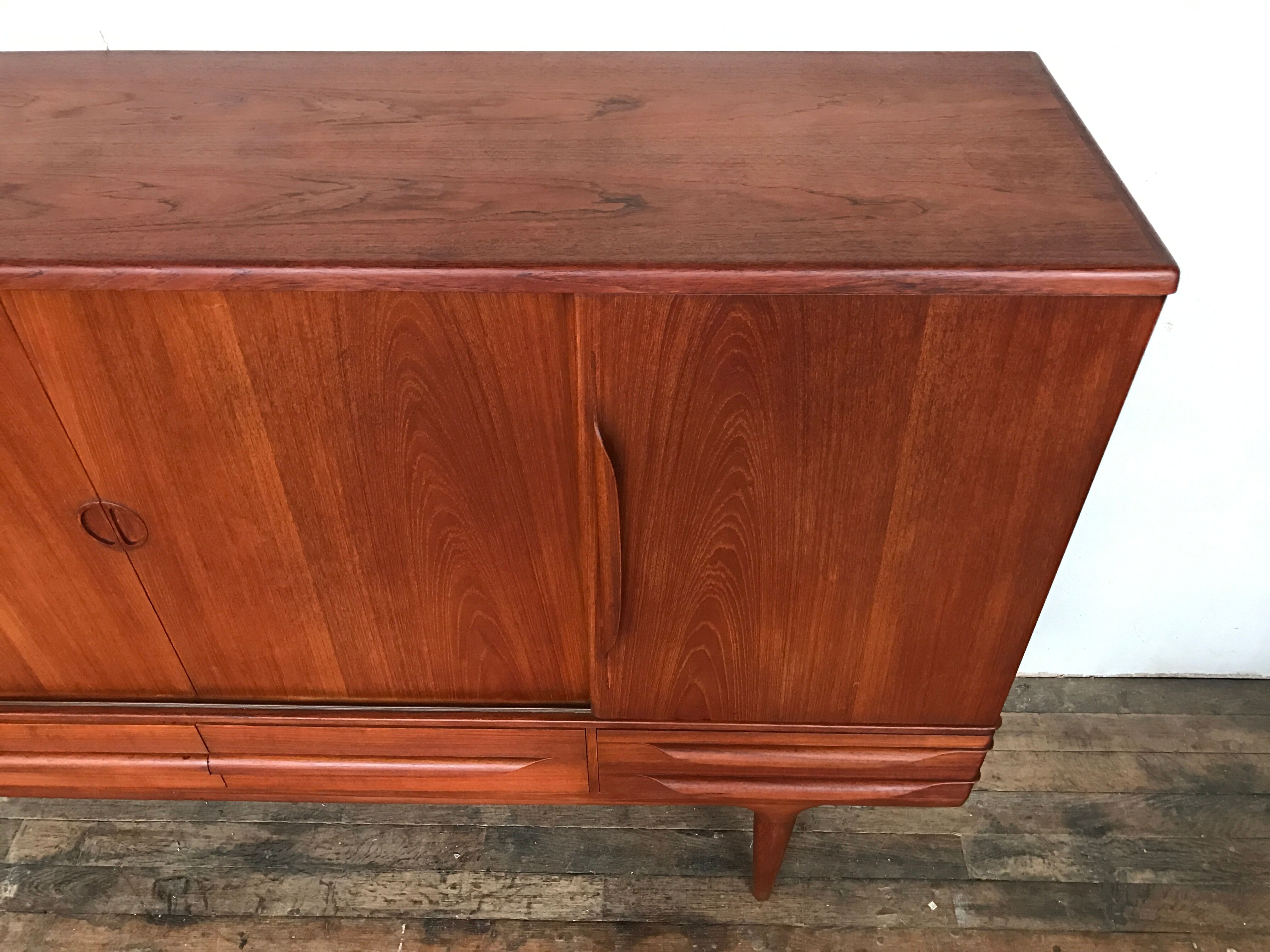 Buffet um14 Johannes Andersen Scandinavian teak