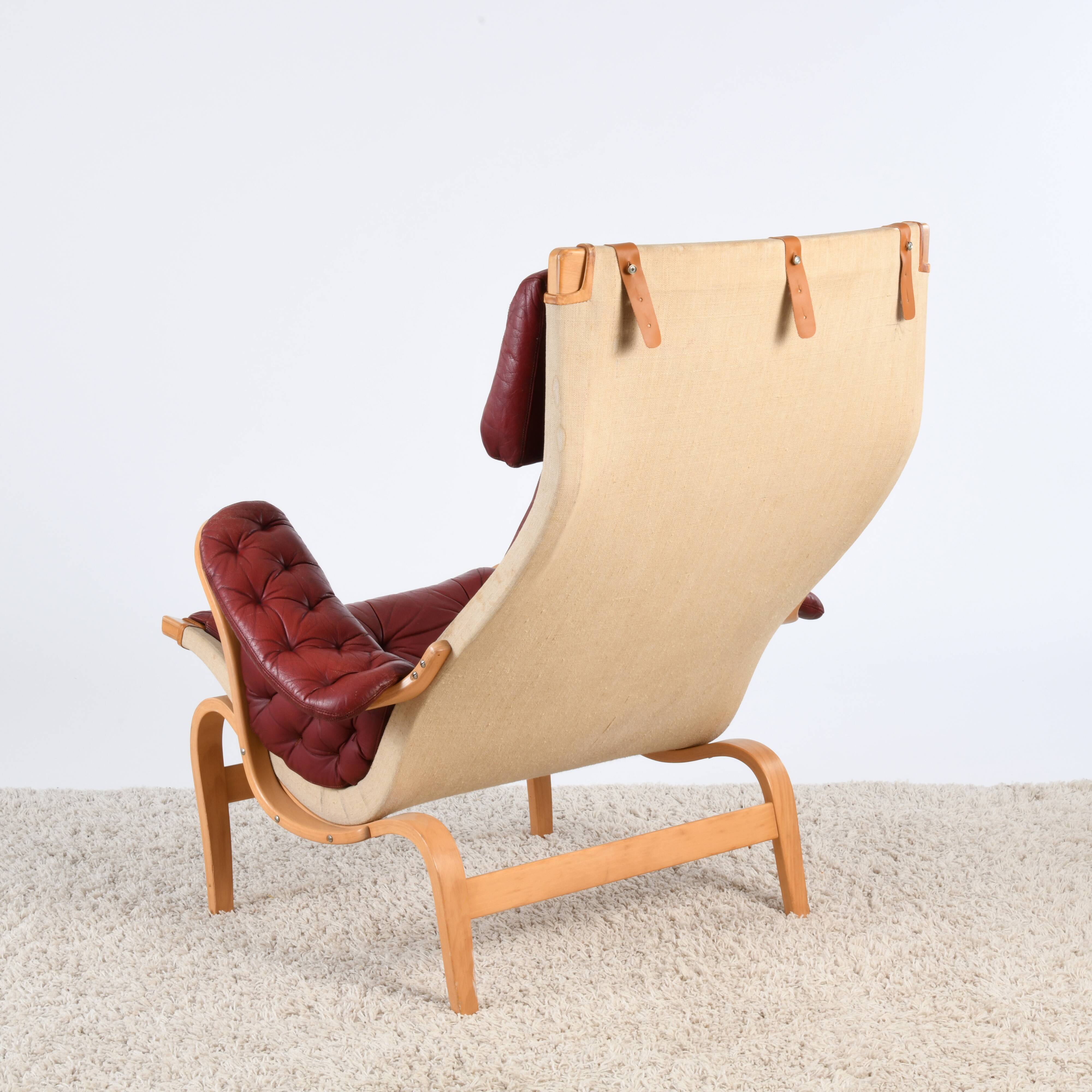 Pernilla 69 armchair by Bruno Mathsson