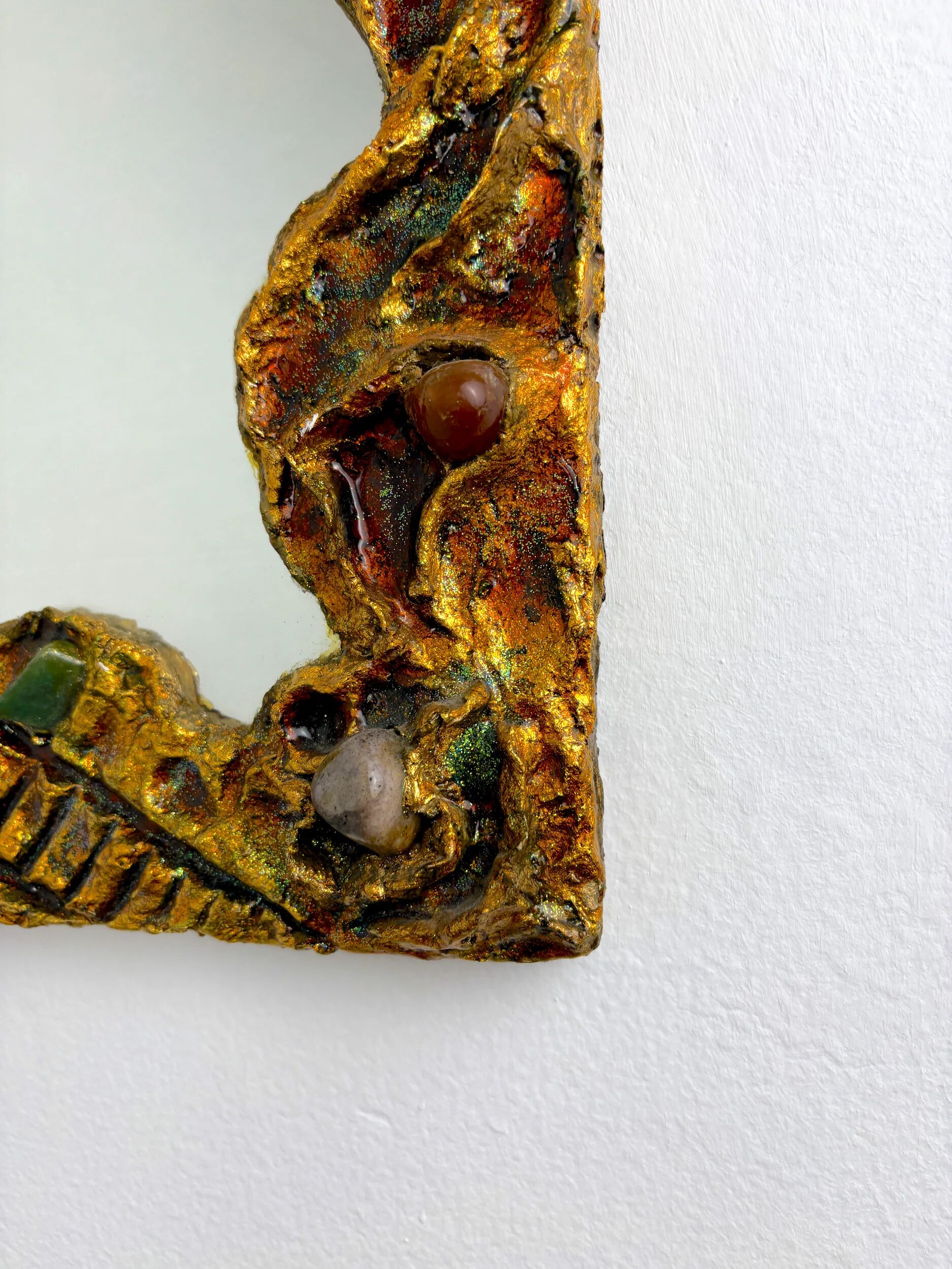 Italian brutalist resin and stones mirror, 1970s