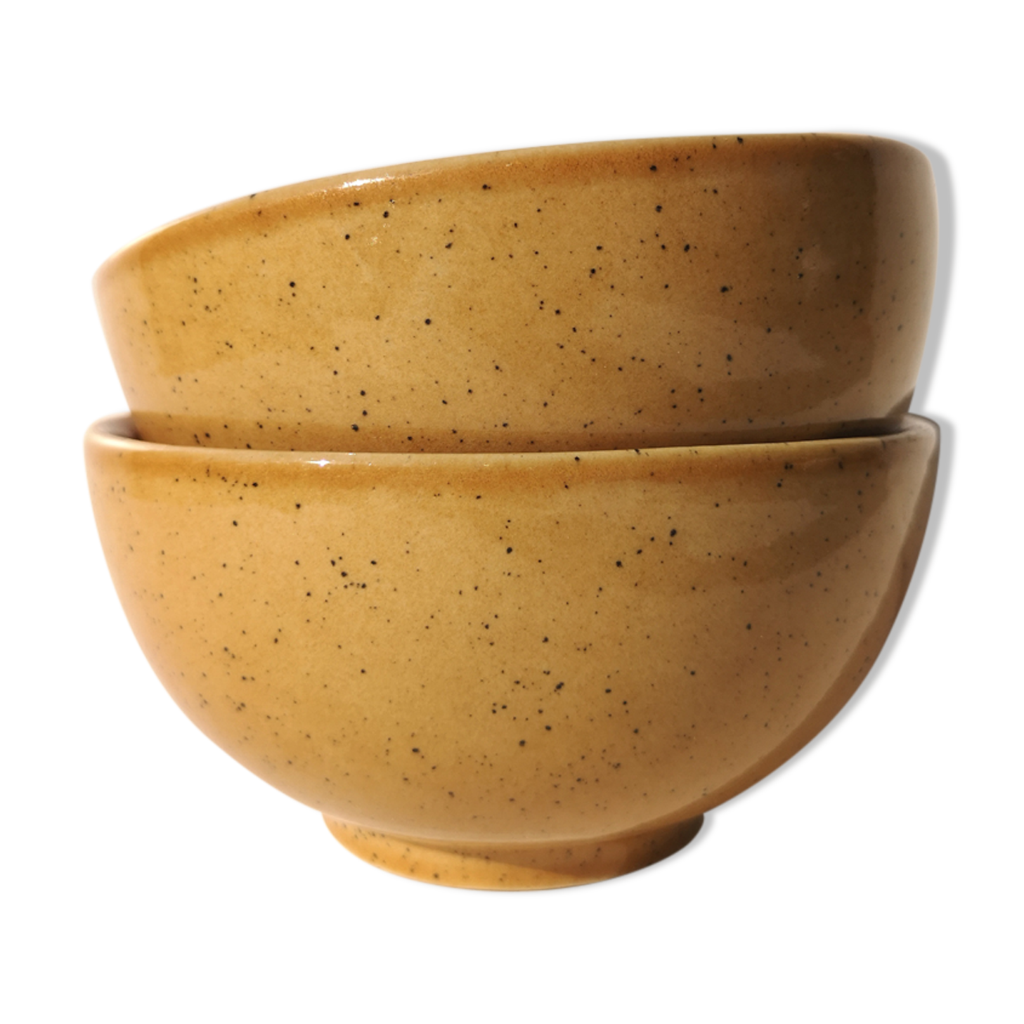 Vintage bowls in glazed stoneware