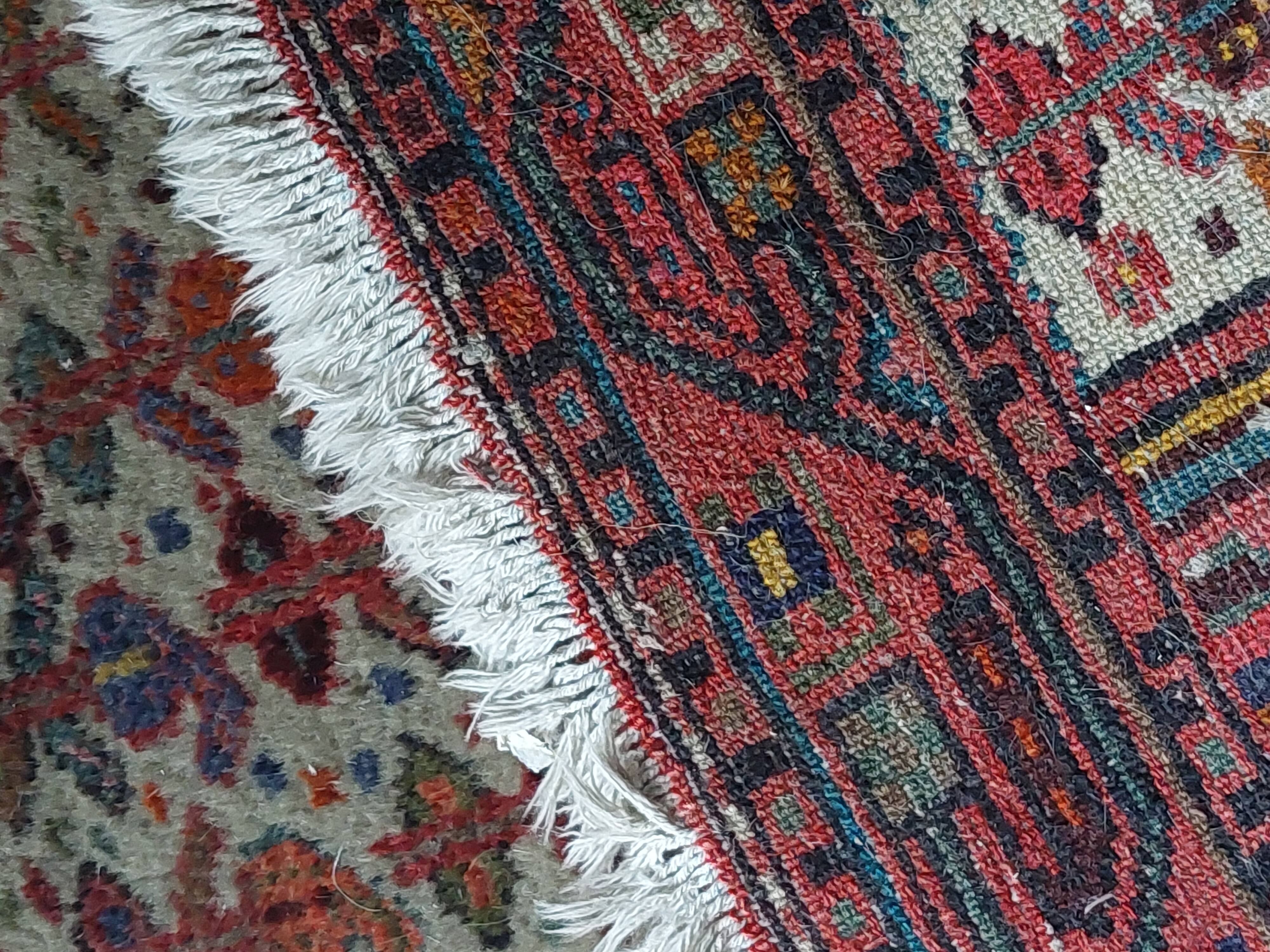 Tapis Moyen  Orient  fait main