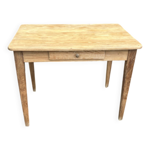 Table bureau