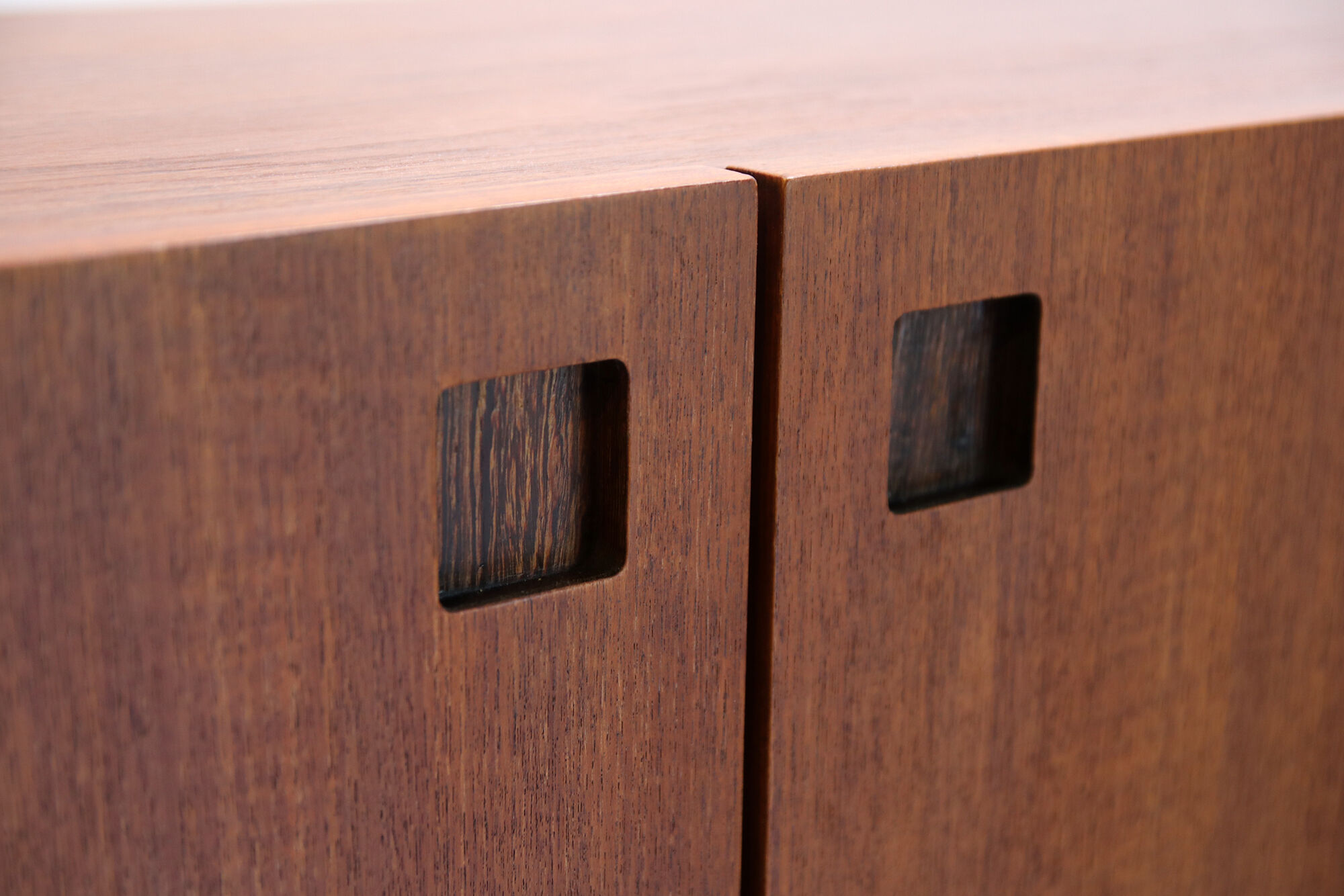 Teak Hulmefa Propos series highboard