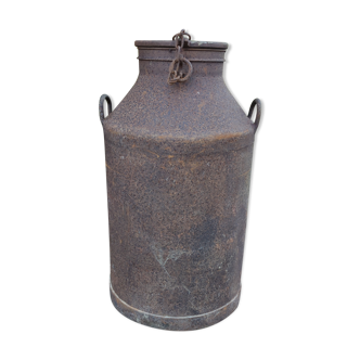 Old milk pot