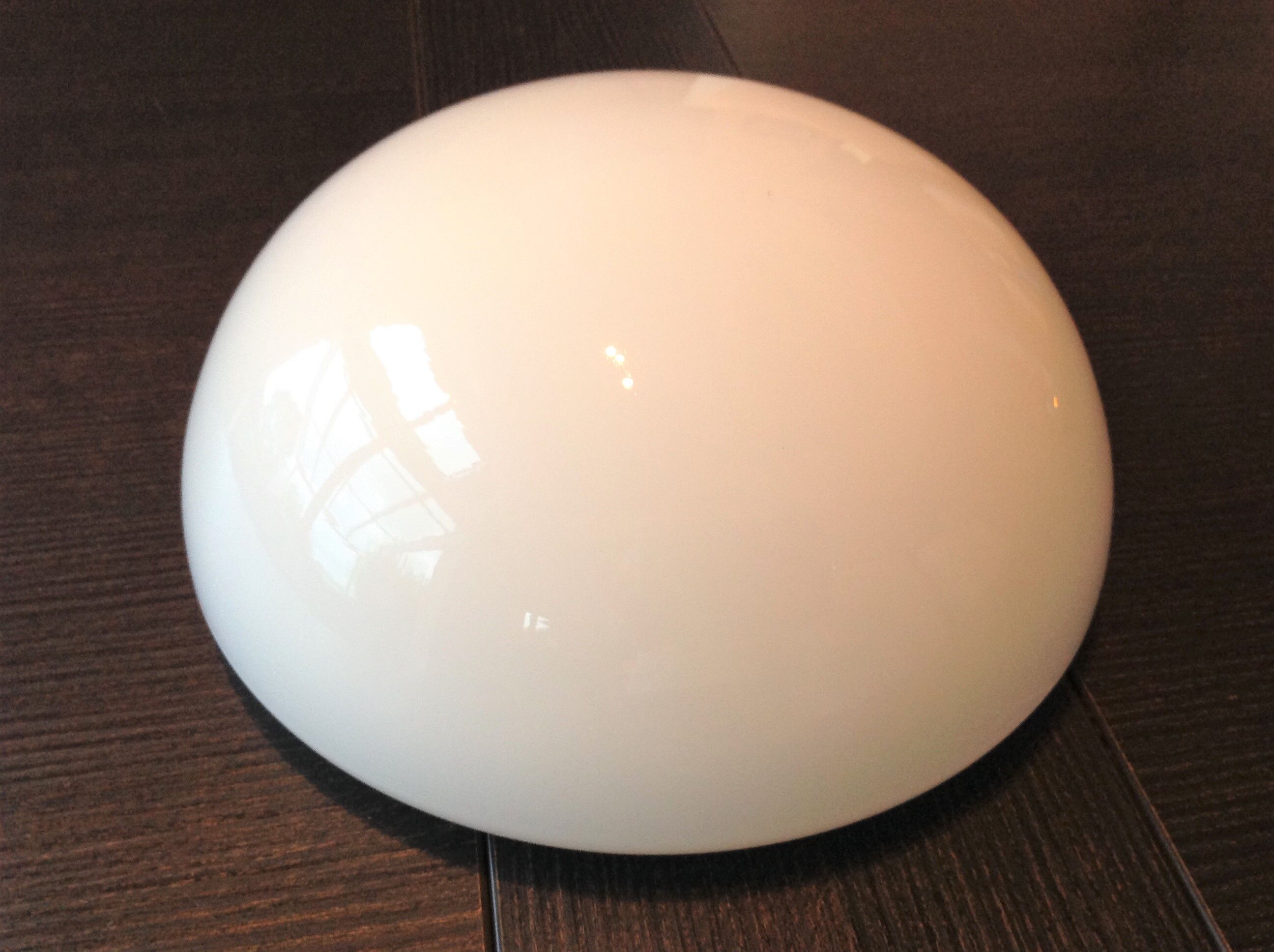 Half moon ceiling lamp in vintage white opaline 60/70s