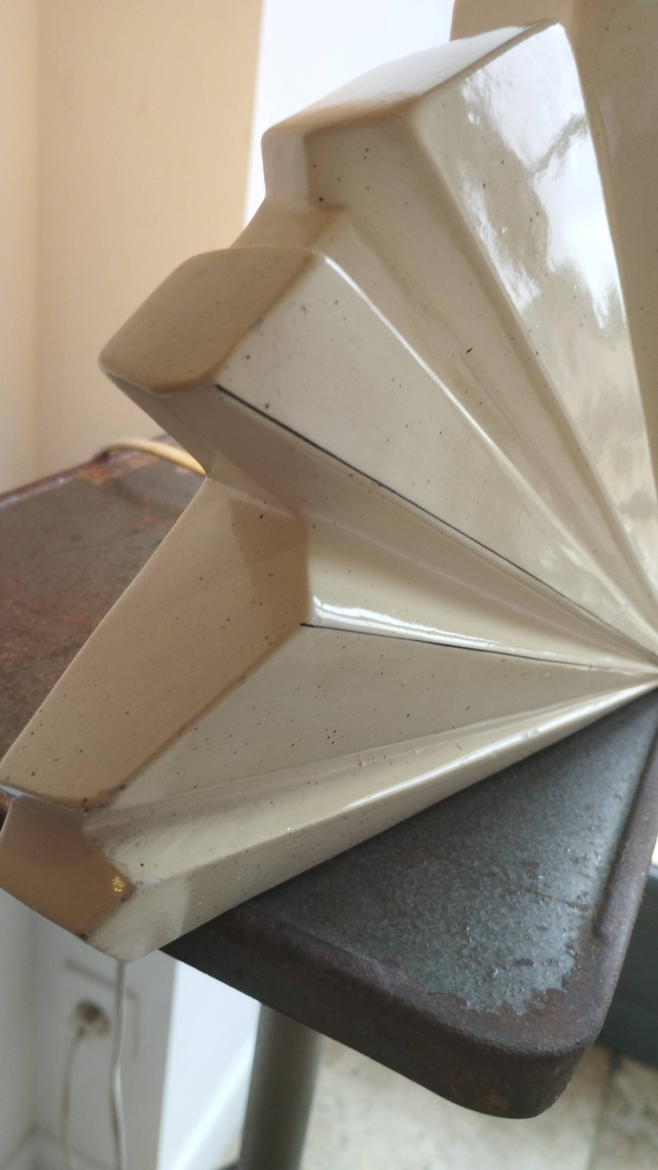 Art deco table lamp ceramic