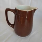 Water pitcher