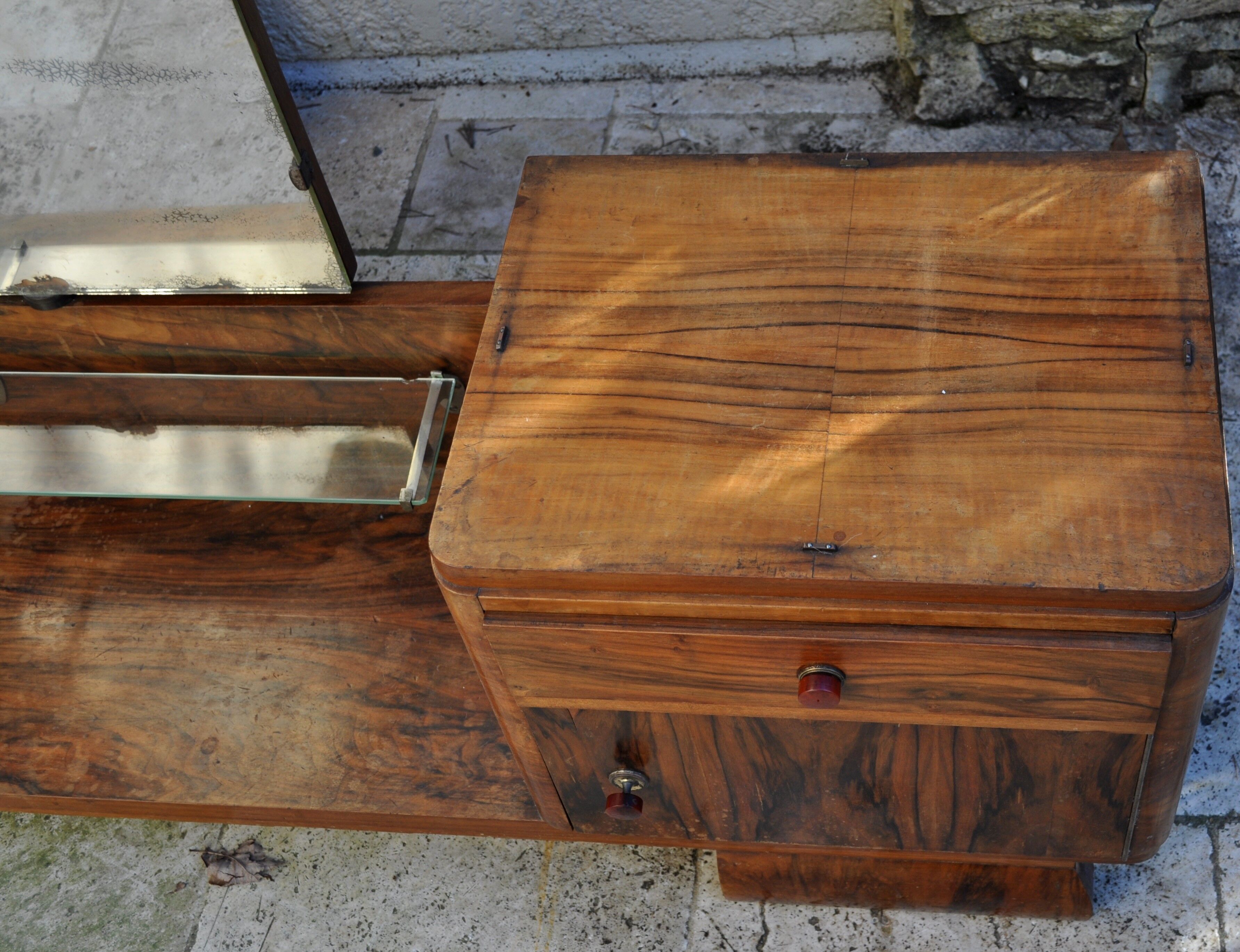 Art Deco dressing table