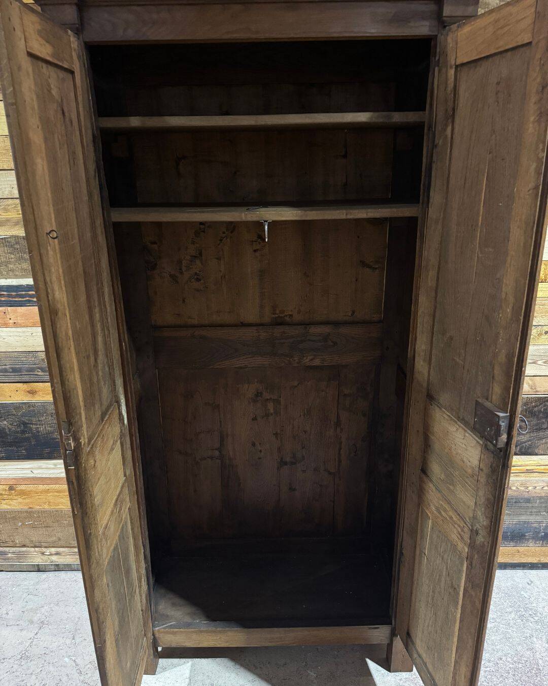 Small antique wardrobe - Mid 19th century