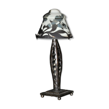 Lamp signed Muller Frères multi-layer glass paste forged base in the style of Brandt
