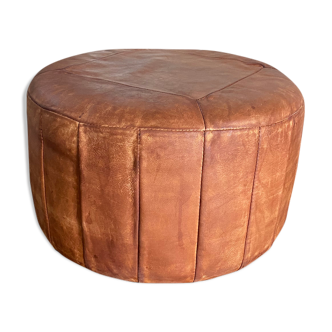 Leather pouf