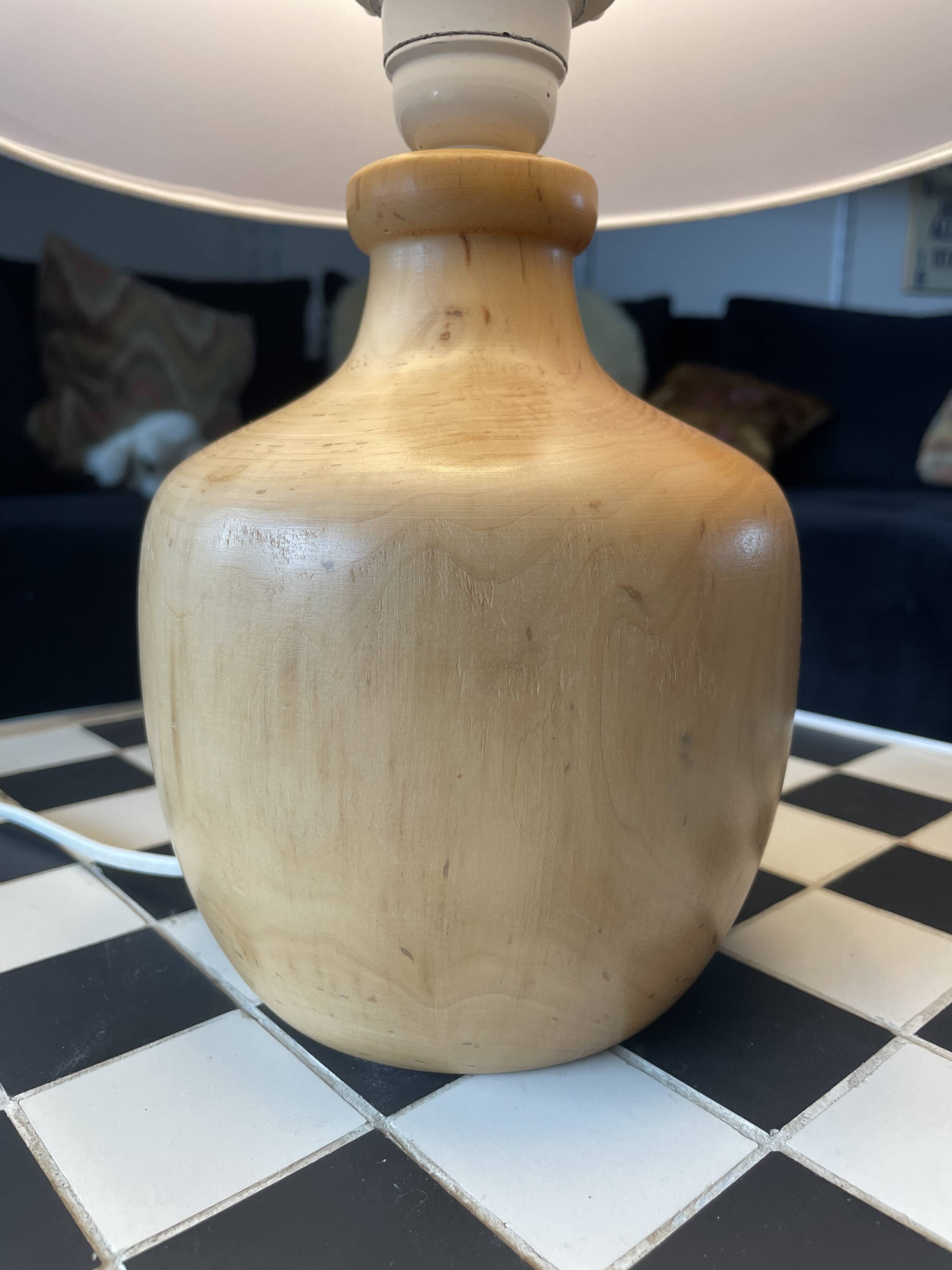 Lampe en bois d'orme tournée vintage