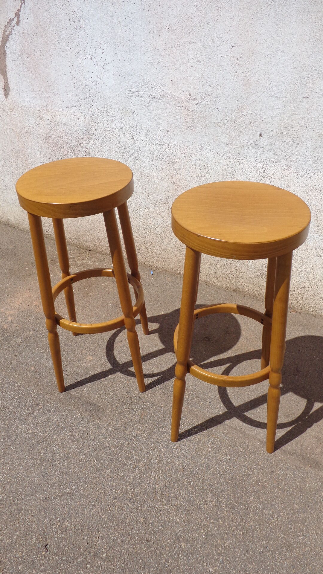 Paire de tabourets hauts Baumann