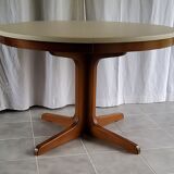 Expandable Roundtable