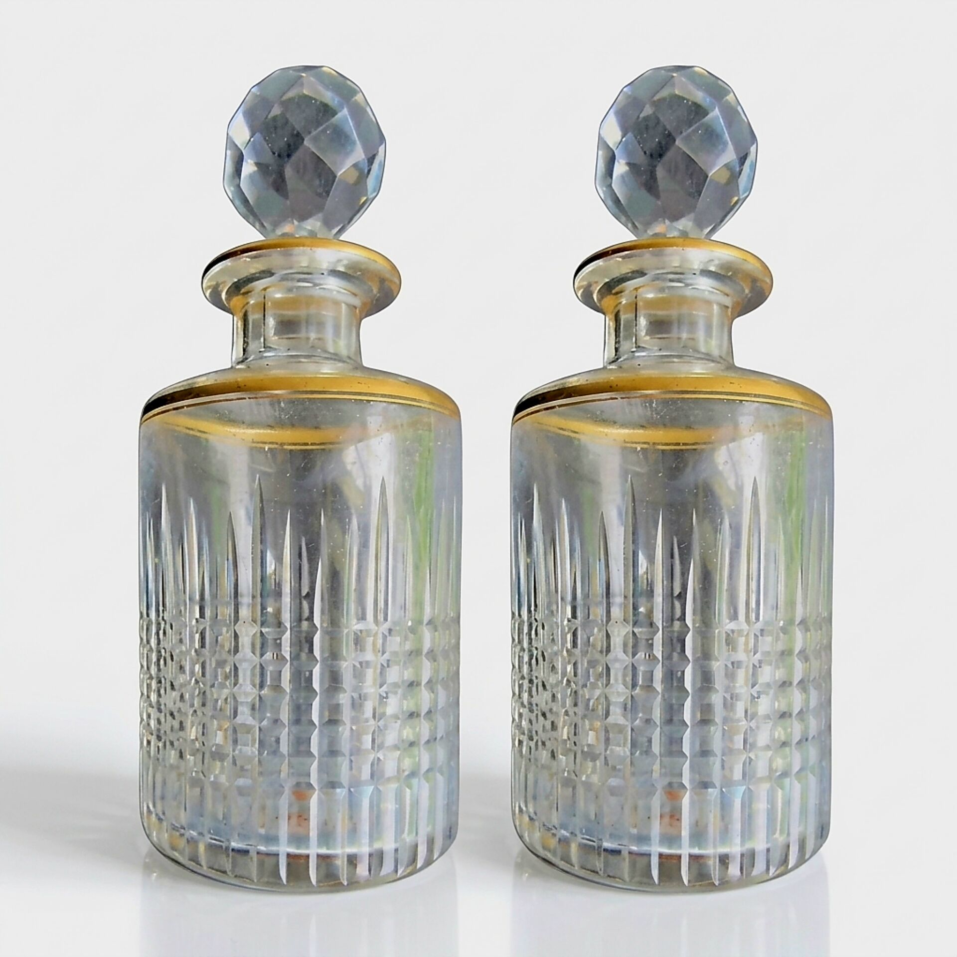 Pair of crystal perfume bottles - Circa 1930