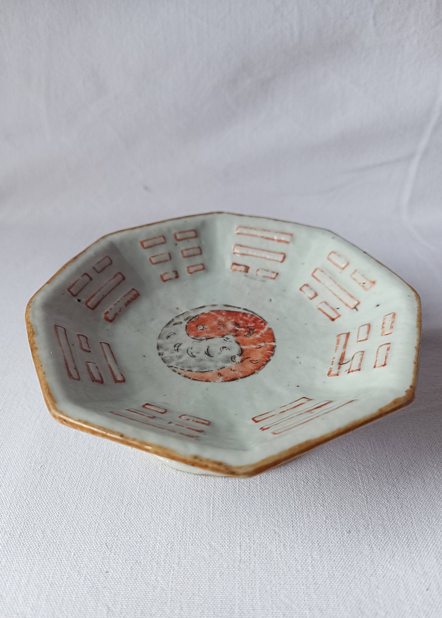 octagonal porcelain cup from China with Taoist Ying Yang decoration - c. 1900