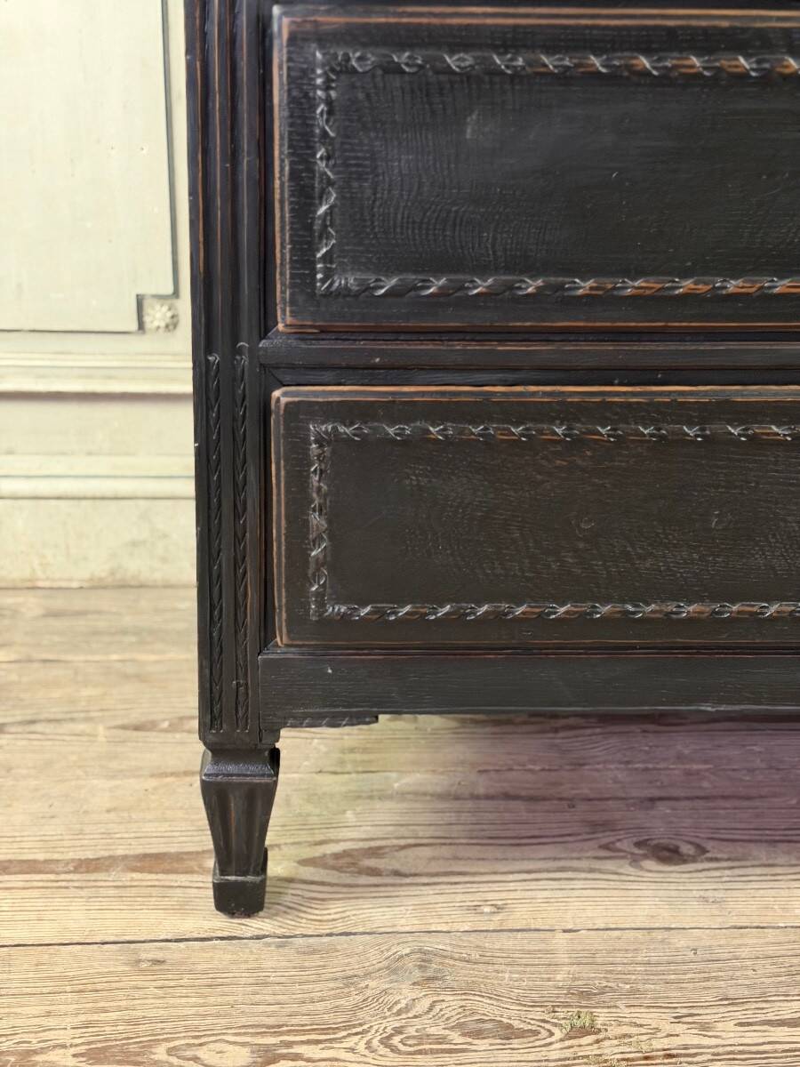 Louis XVI chest of drawers in black patinated oak, 18th century