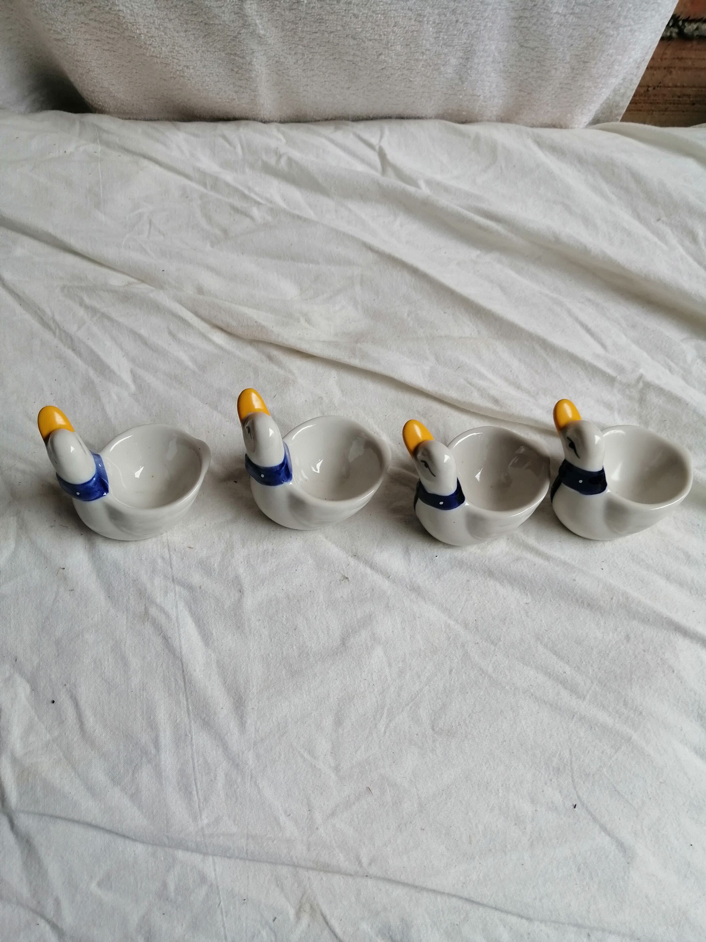 Vintage ceramic duck eggcups
