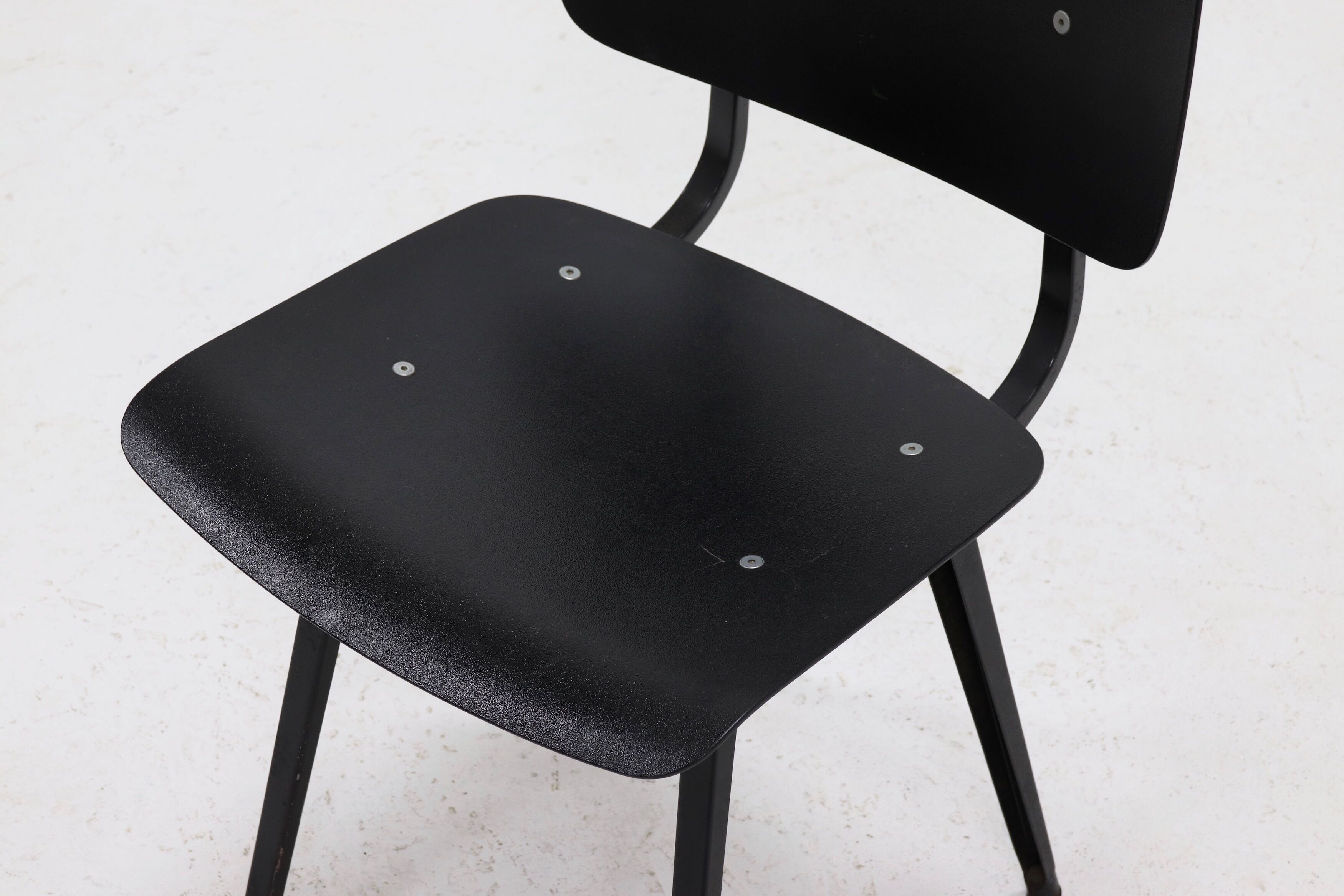 Revolt Chair by Friso Kramer for Ahrend De Cirkel 1960s