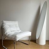 Fauteuil chauffeuse en simili blanc par Christian Koban pour DOM édition