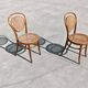 Paire de chaises en cannage et bois courbé par Mundus