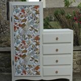Armoire asymétrique