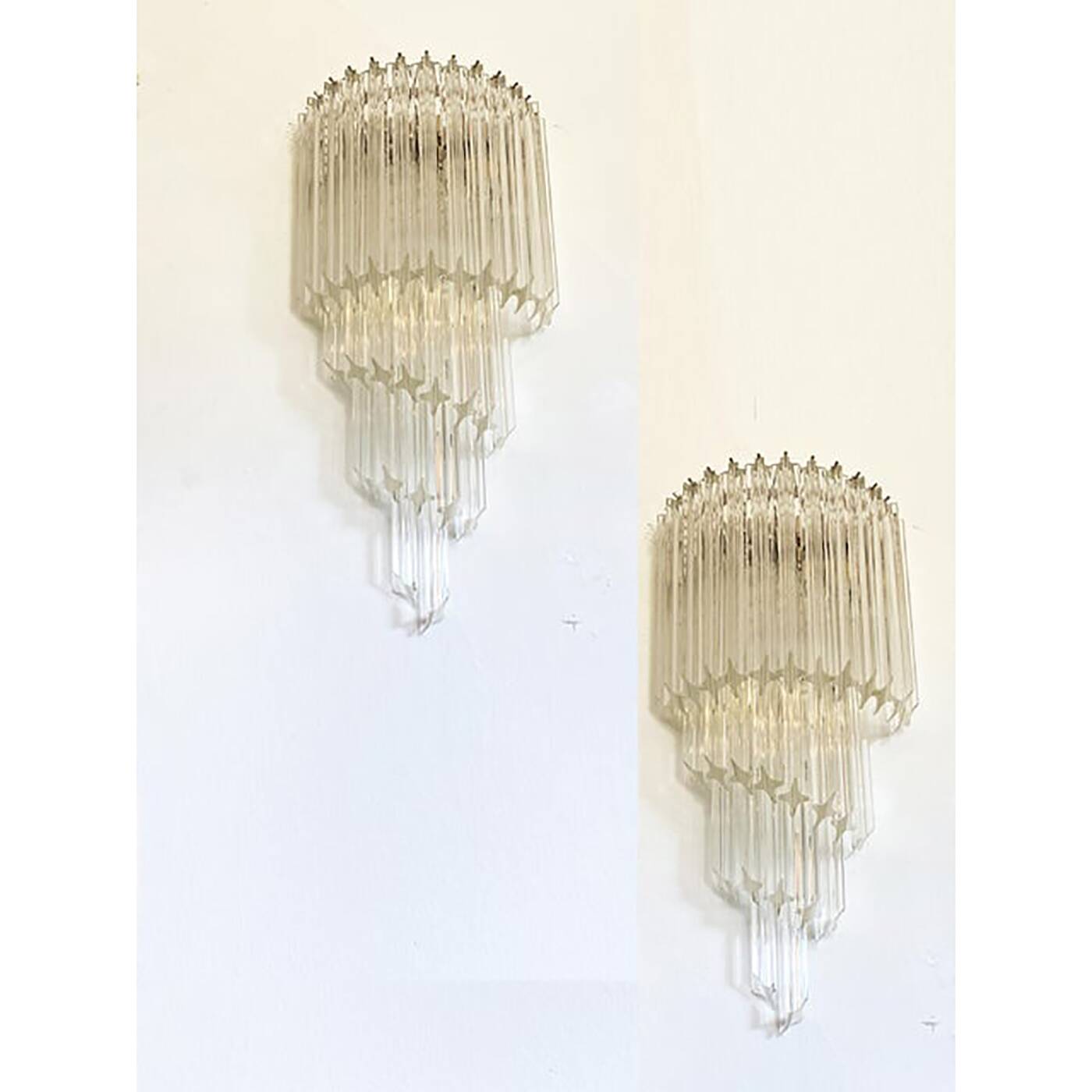 Set of Two Venetian "Quadriedro" Twist Murano Glass Wall Sconces