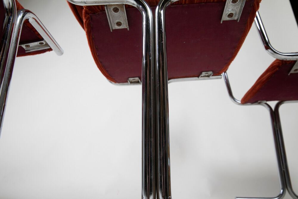 Suite of four chairs 70s