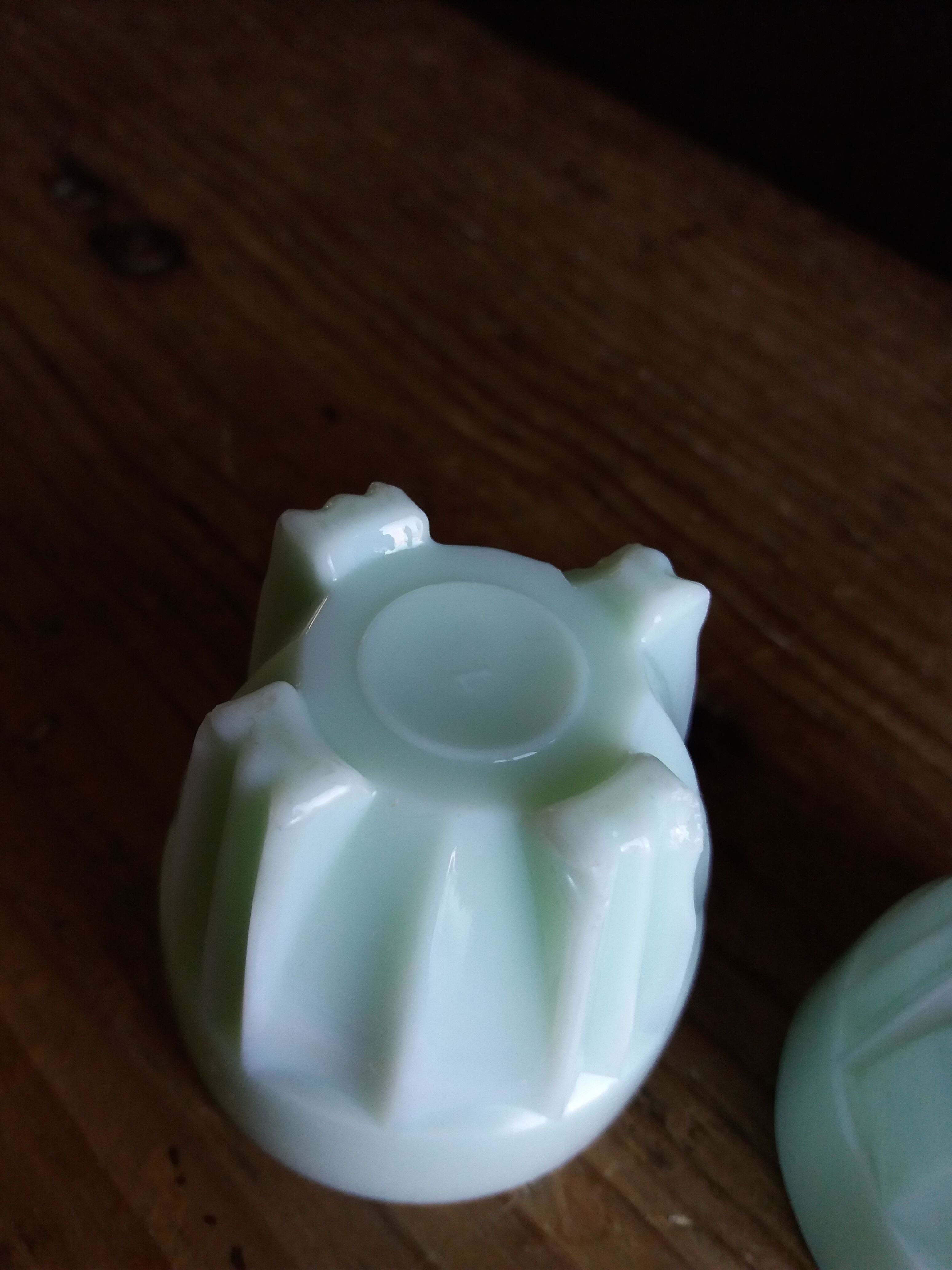 2 pale green art deco opaline shells