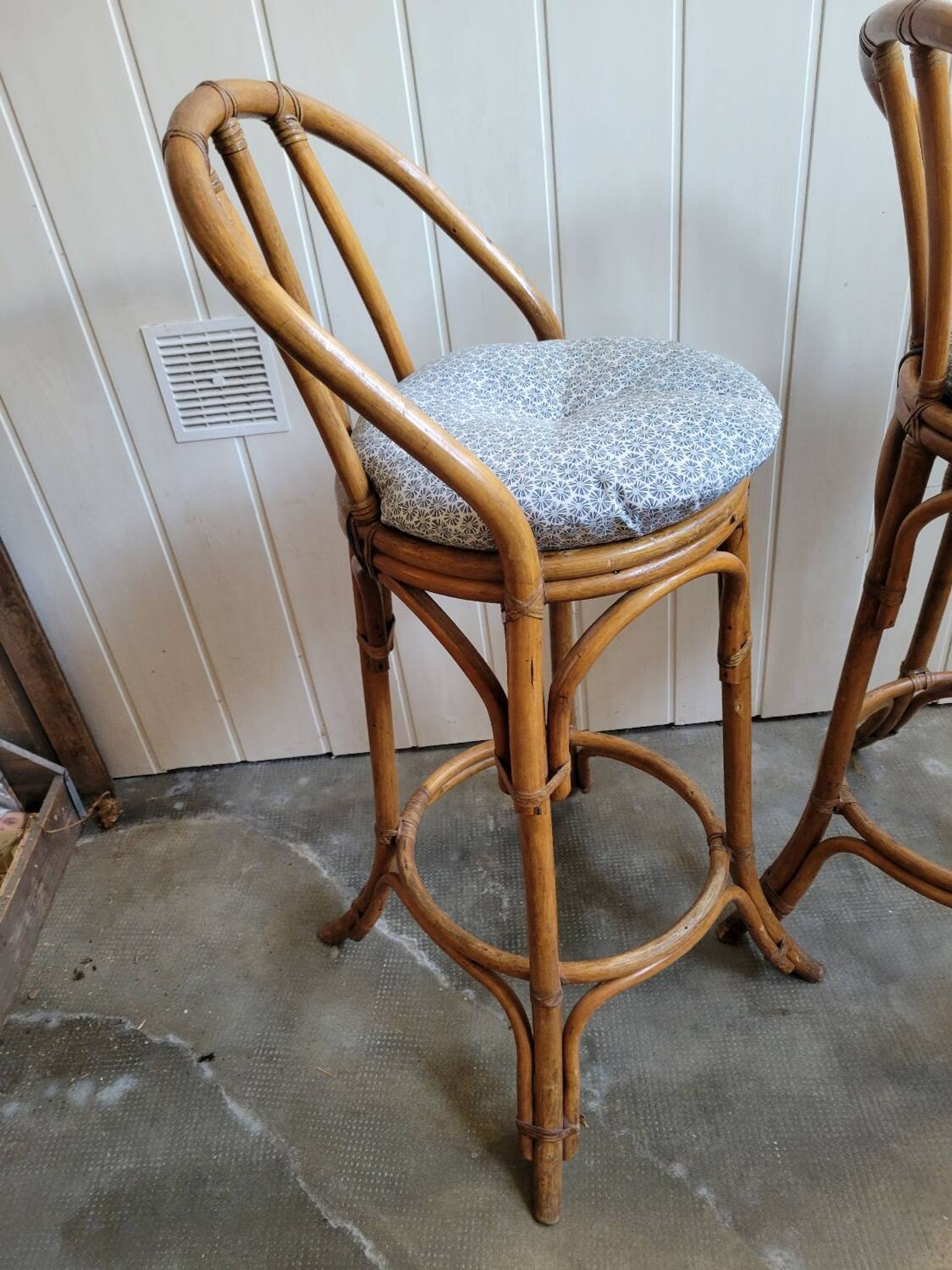 Paire de tabouret de bar en bambou 70's