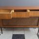 Petit buffet en teck avec façade sanglée, années 1960