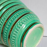 Ceramic pot cover in Art-Deco slurry